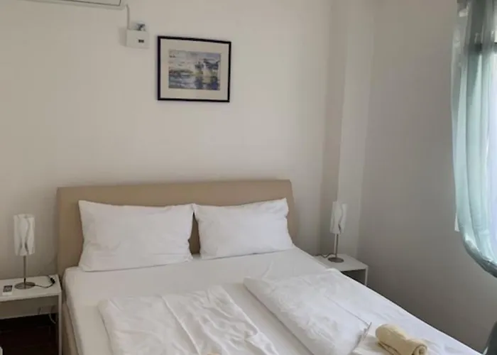 Residenz Benni 5 Mit Beheiztem Grossem Pool דירה מדולין
