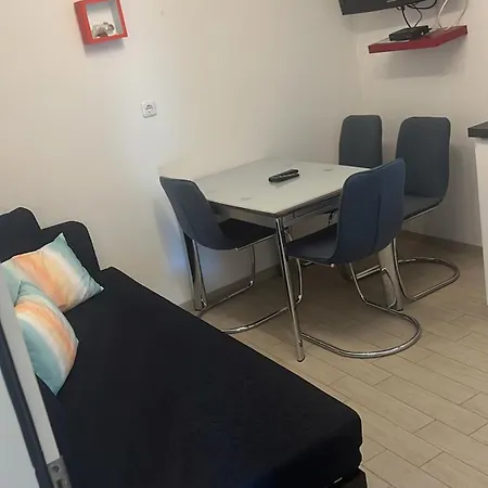 Appartement Residenz Benni 5 Mit Beheiztem Grossem Pool