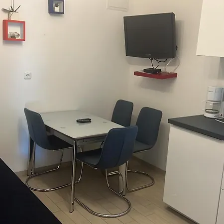 Residenz Benni 5 Mit Beheiztem Grossem Pool Appartement *