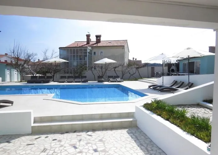 Residenz Benni 5 Mit Beheiztem Grossem Pool *